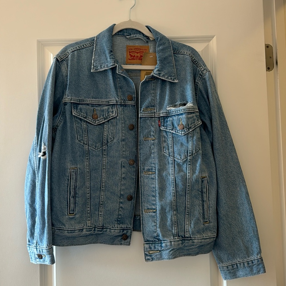 NWT Levi’s Jean Jacket